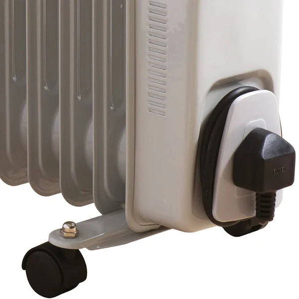 11 Fin Oil Filled Radiator Heater 2500w - Image 2