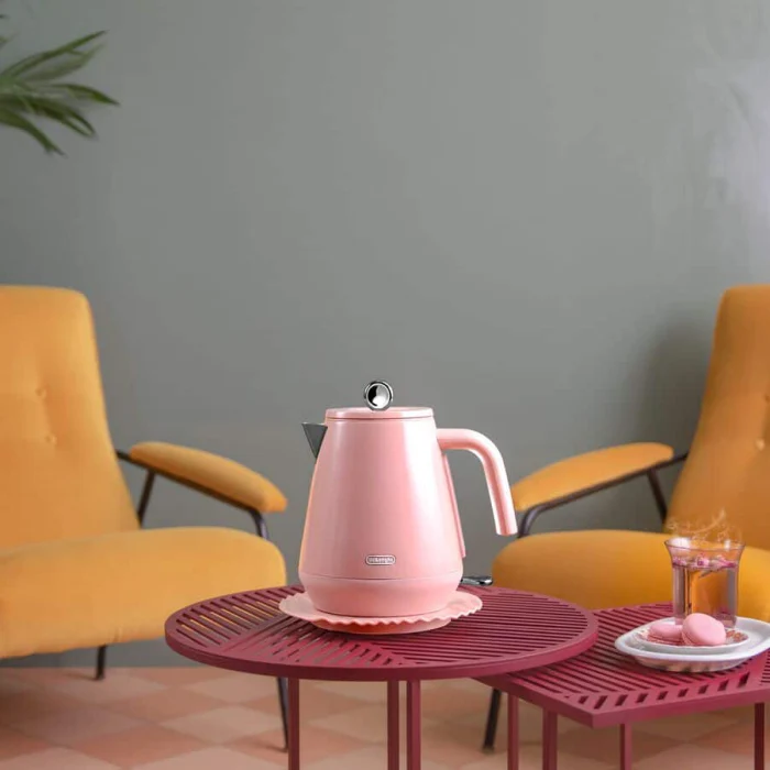 De'Longhi Eclettica Kettle Pink 1.7L - Image 5