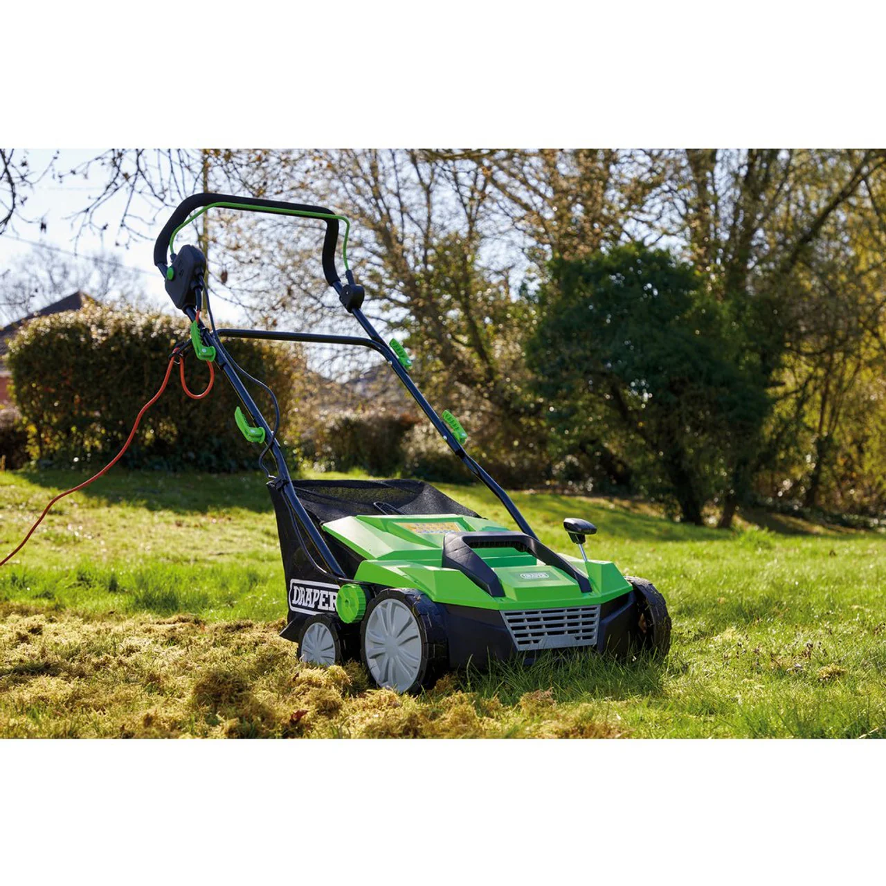 Draper 230V 2-in-1 Lawn Aerator and Scarifier 380mm 1800W