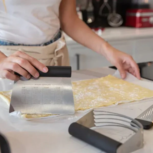 KitchenAid Stainless Steel Pastry Blender - Image 3