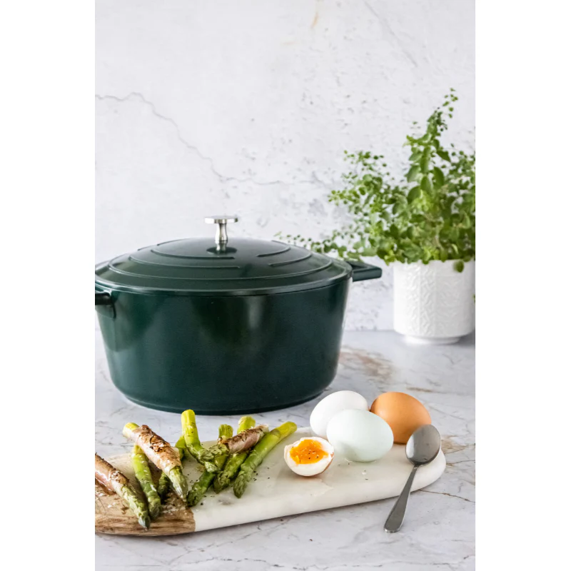 MasterClass Cast Aluminium Casserole Dish 5L Hunter Green - Image 3