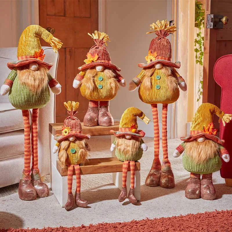 Mrs Straw – Autumn Character Decor – Dangly Legs