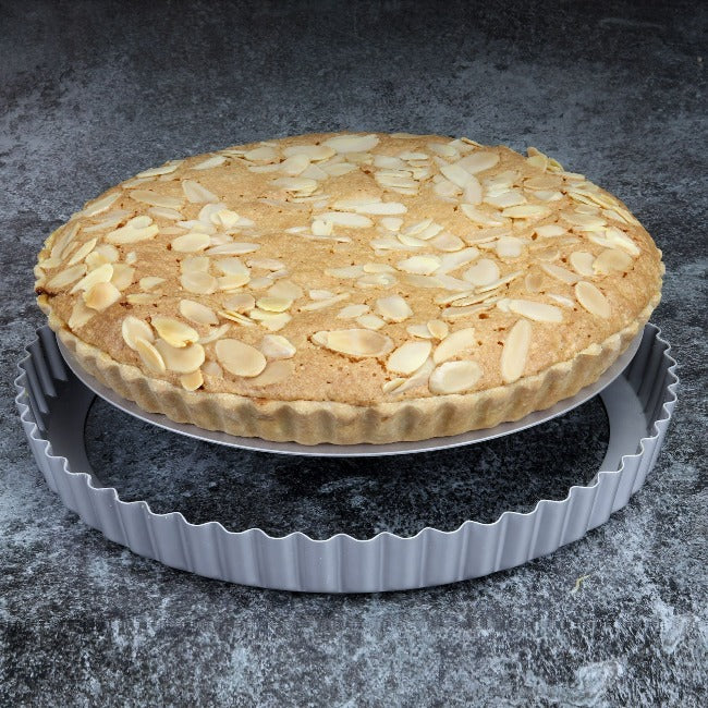 PME Loose Bottom Flan Pan 8 Inch - Image 3