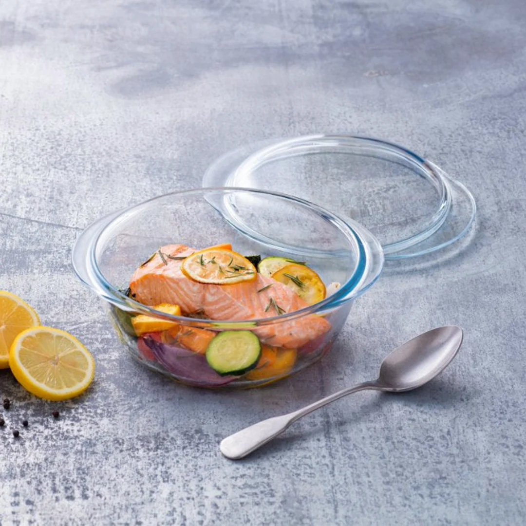 Pyrex Classic Round Casserole 3.75L - Image 3