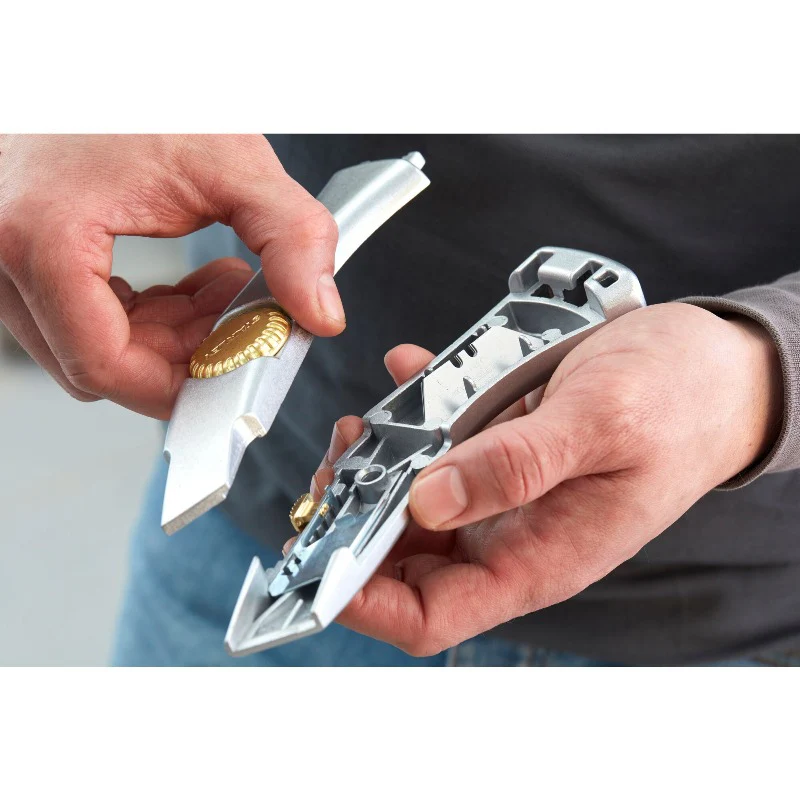 Stanley Tital Retractable Knife - Image 3