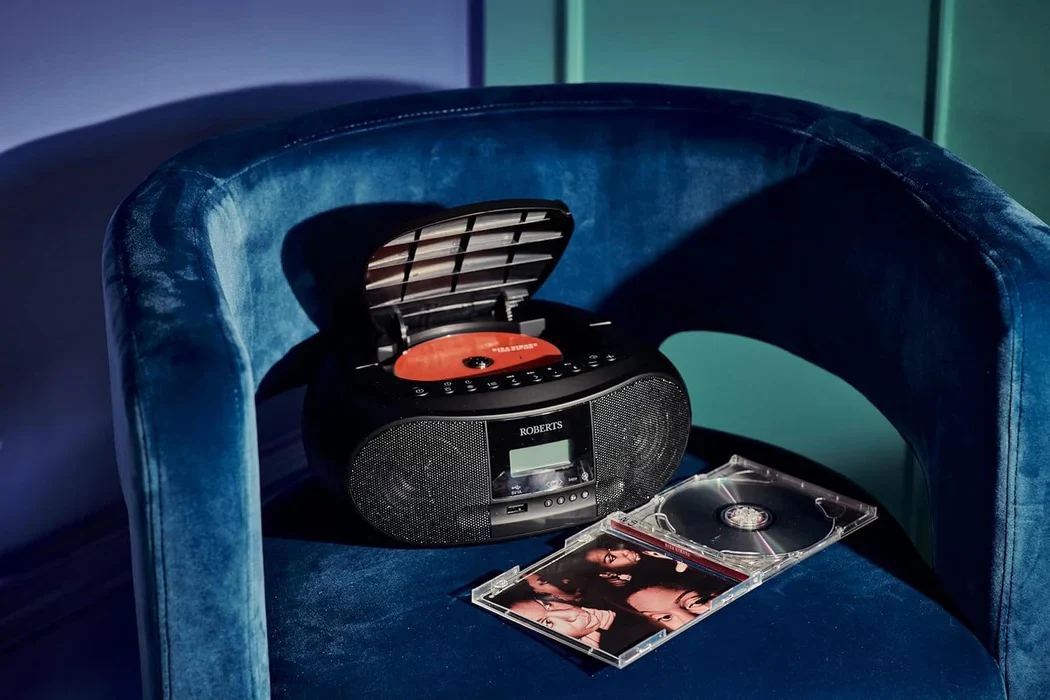 Roberts ZoomBox 4 CD Boombox - Black - Image 3